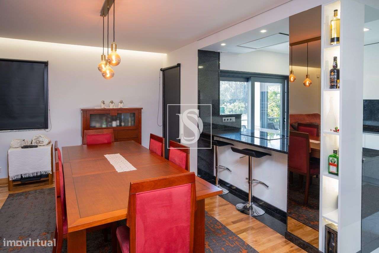 Moradia T3 Remodelada | Próxima da Praia | Localização Tranquila - Grande imagem: 4/33