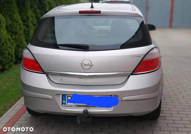 Opel Astra - 4