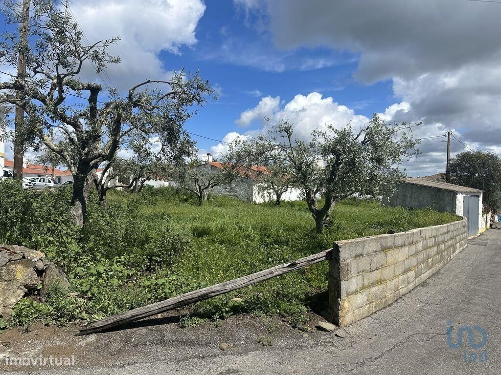 Terreno em Beja de 645,00 m2