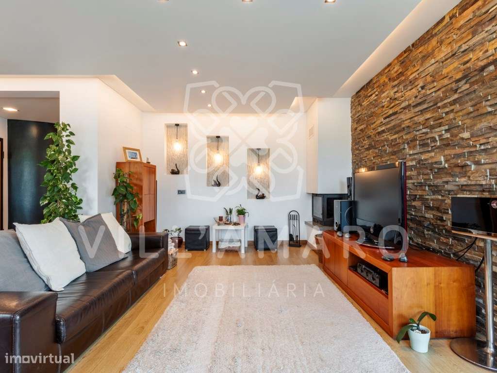 Apartamento T4 Duplex | Condomínio Fechado | São Pedro da Cadeira-50