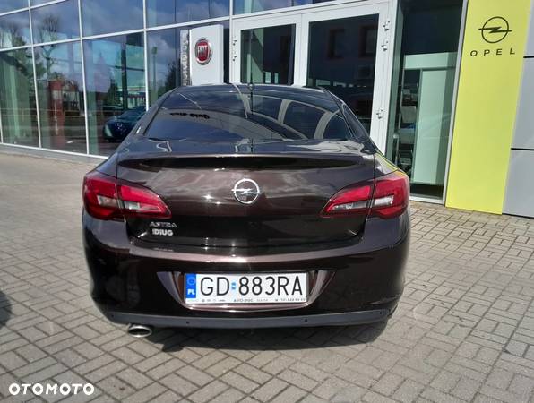 Opel Astra IV 1.4 T Business EU6 - 4