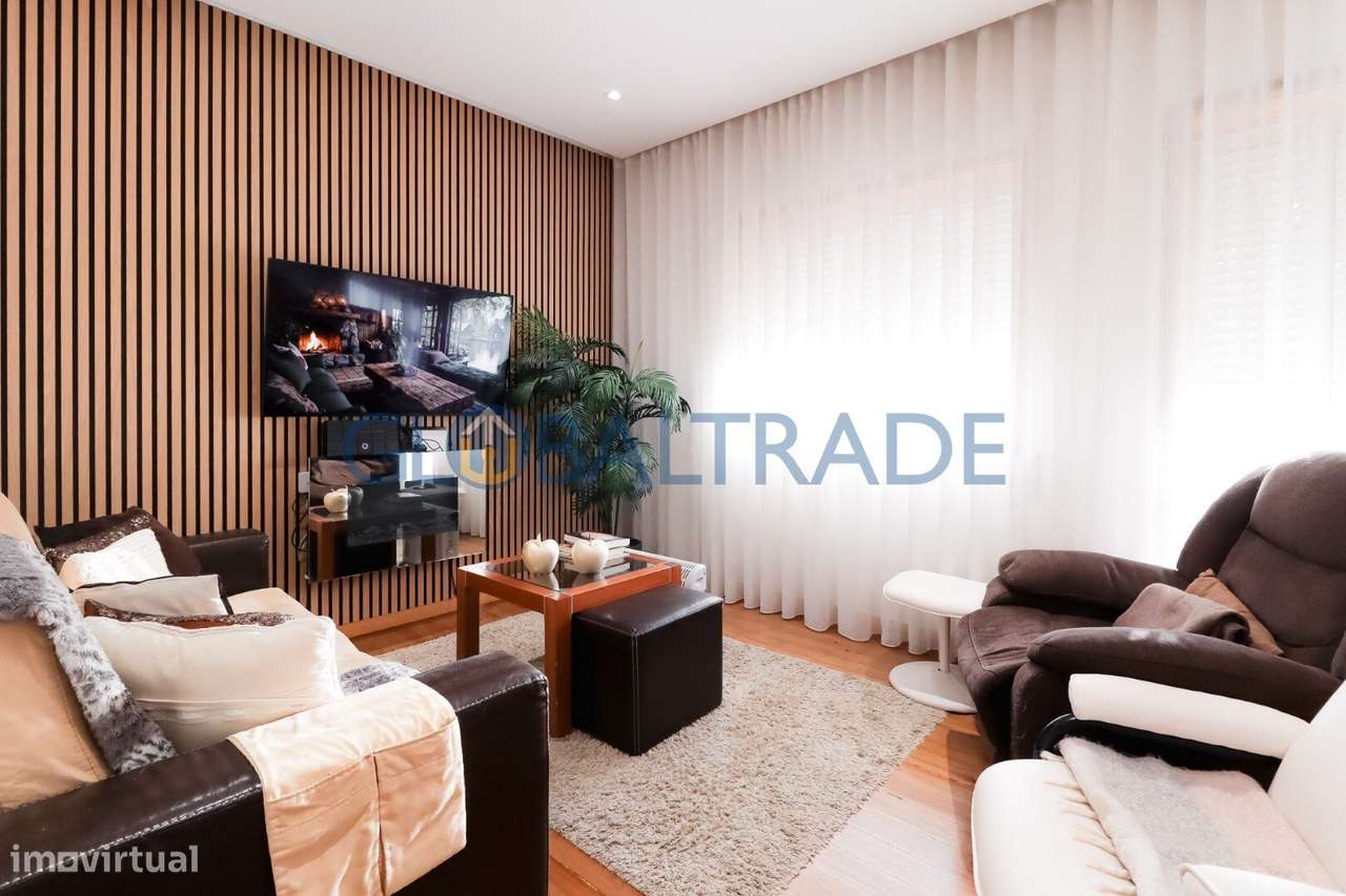 Apartamento T3 Equipado em São Cosme-0