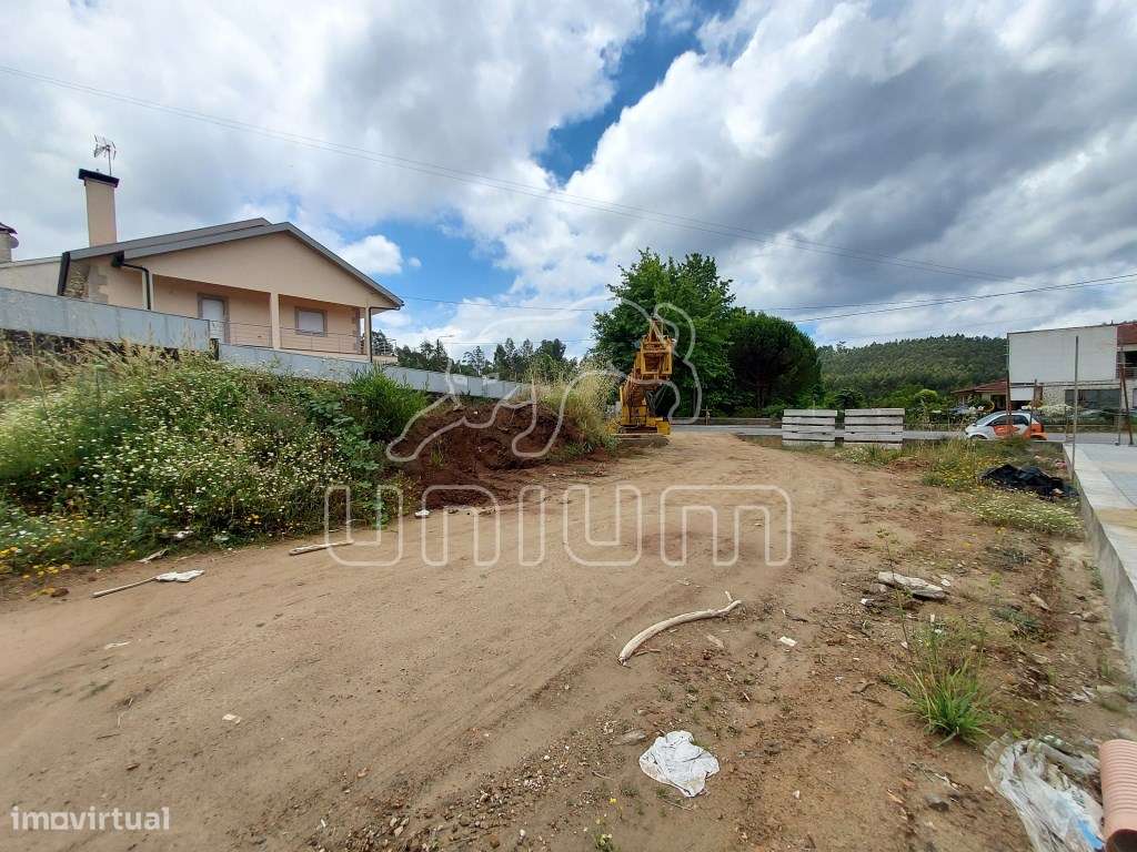 TERRENO - Freixo, Ponte de Lima - Grande imagem: 2/5