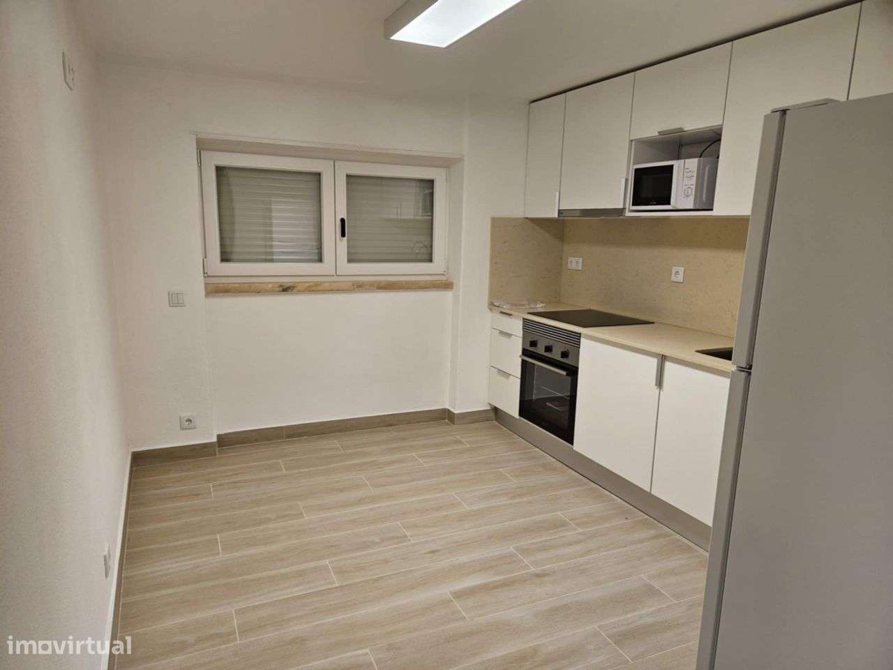 T1 com 40m², cozinha equipada e localização privilegiada - Grande imagem: 2/7