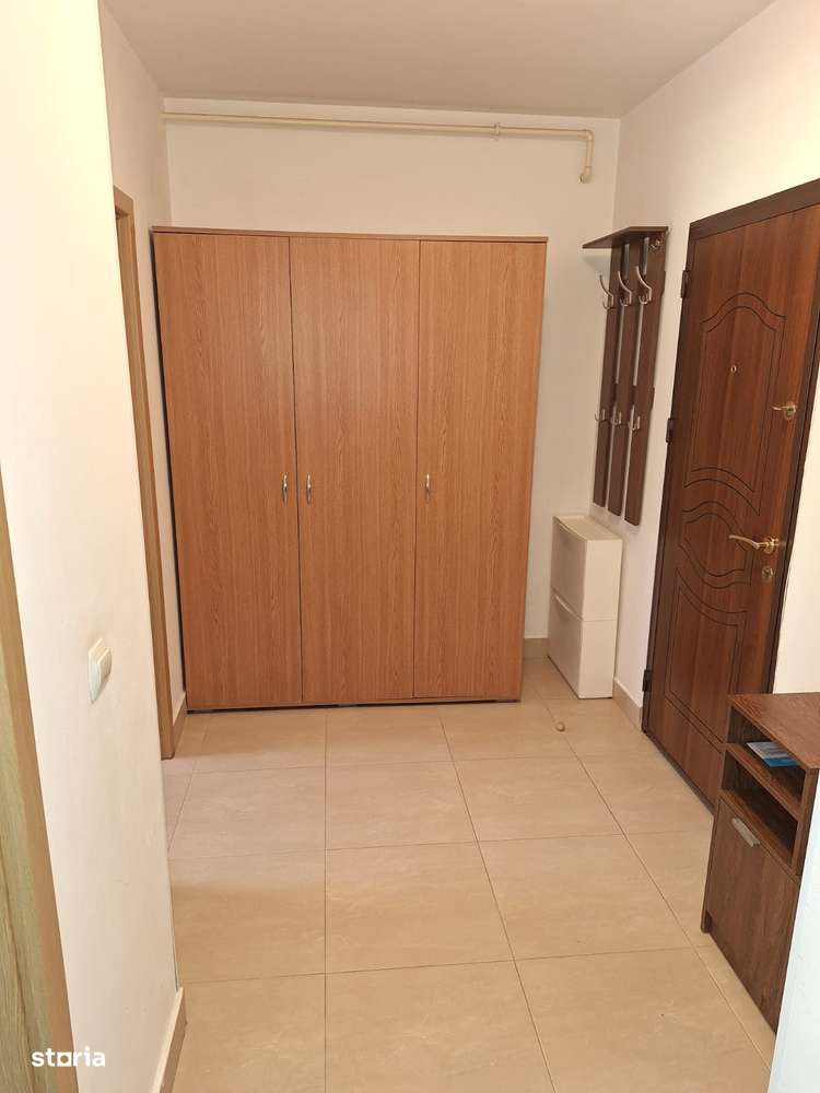 Garsoniera spatioasa cu grădină și balcon, bloc 2013-4