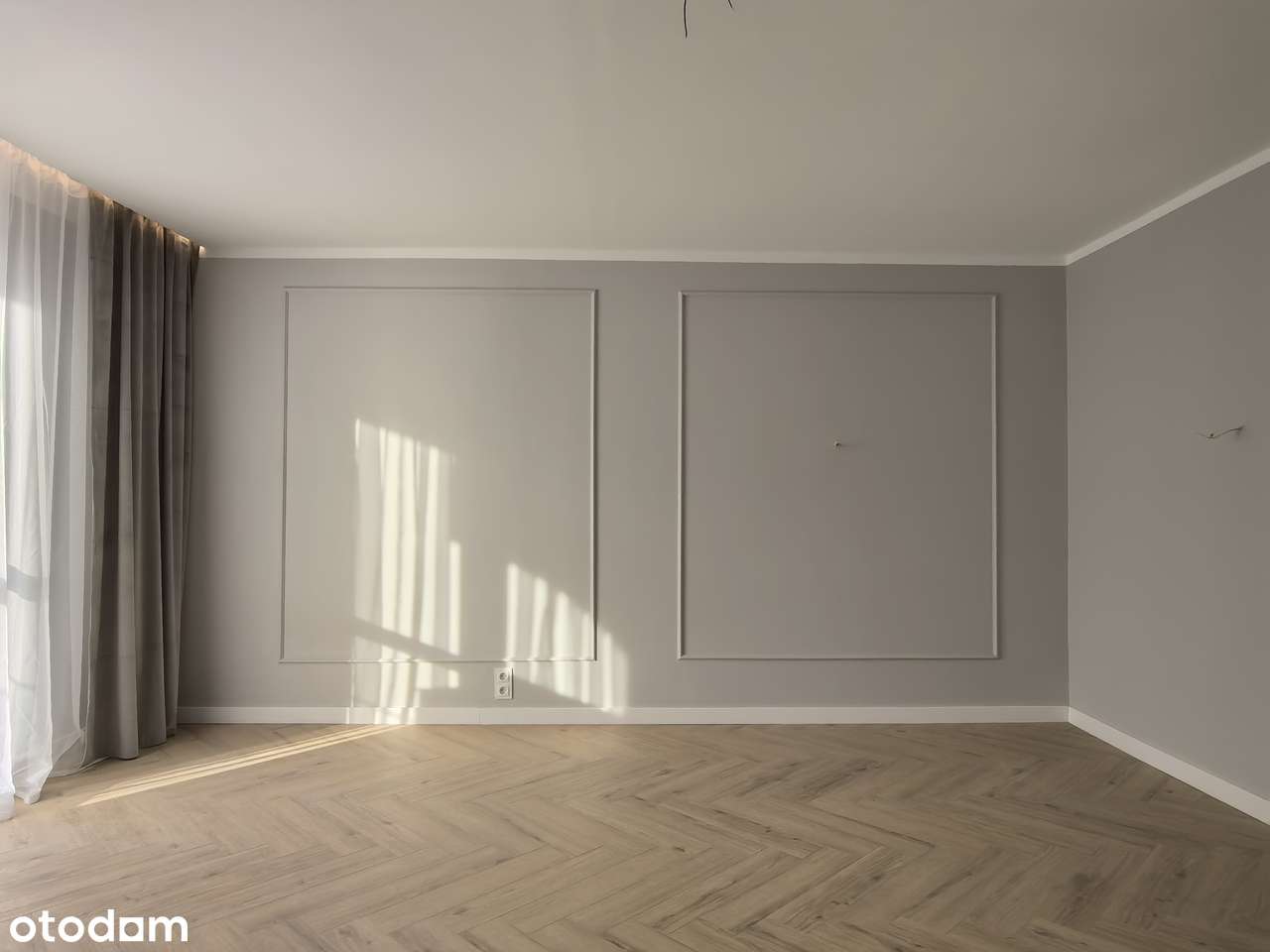 NOWA OFERTA! Nowoczesne mieszkanie na Parkitce po remoncie! I piętro-13