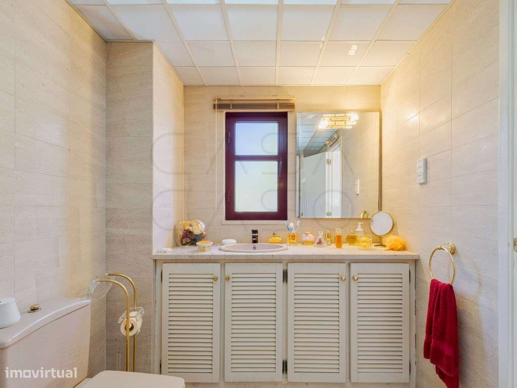 Apartamento T2+1 com Terraço Coberto e Vista para Lago e Piscina | ...-19
