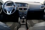 Volvo V40 2.0 D3 Momentum - 10