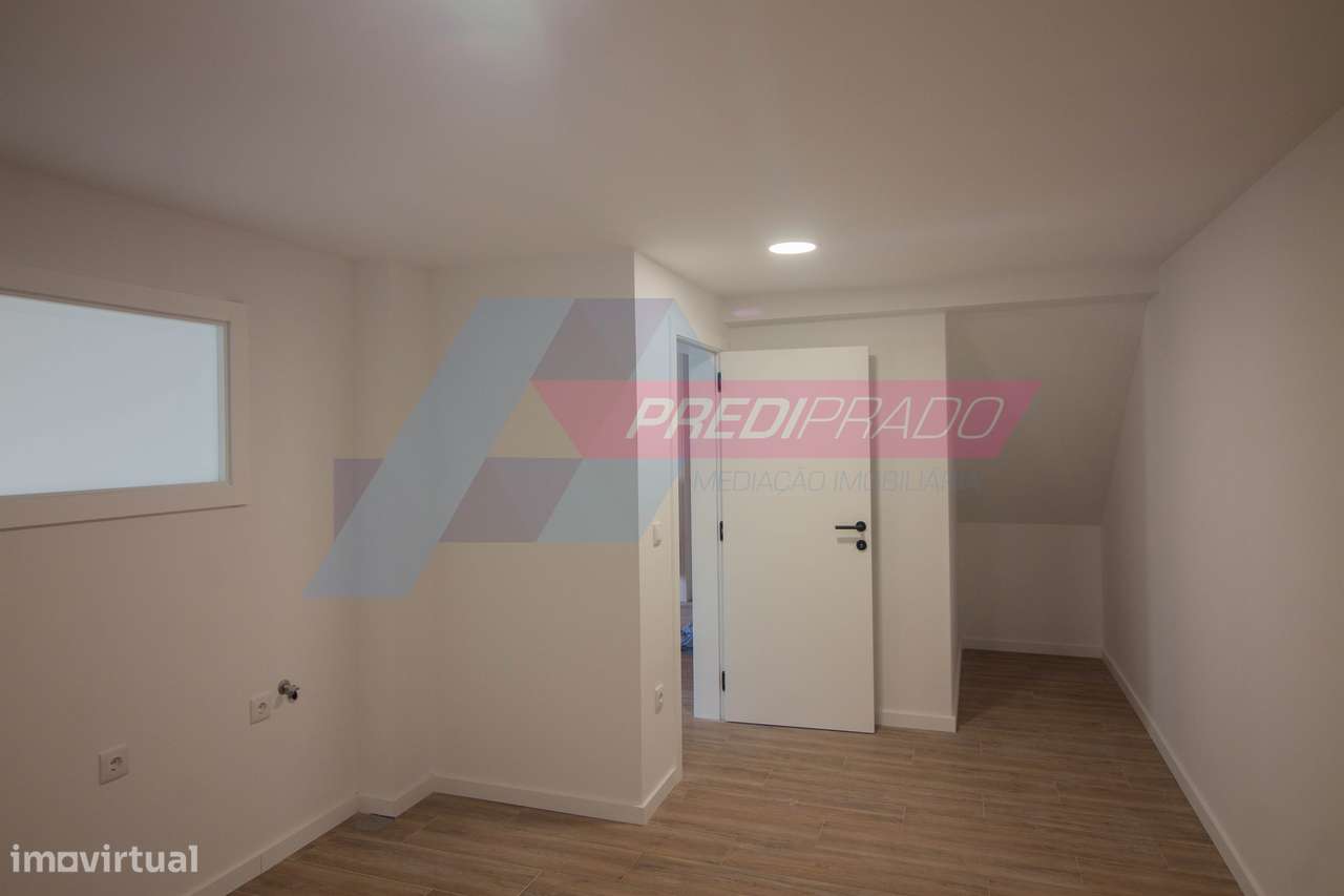 Excelente Moradia T4 em Cervães-20