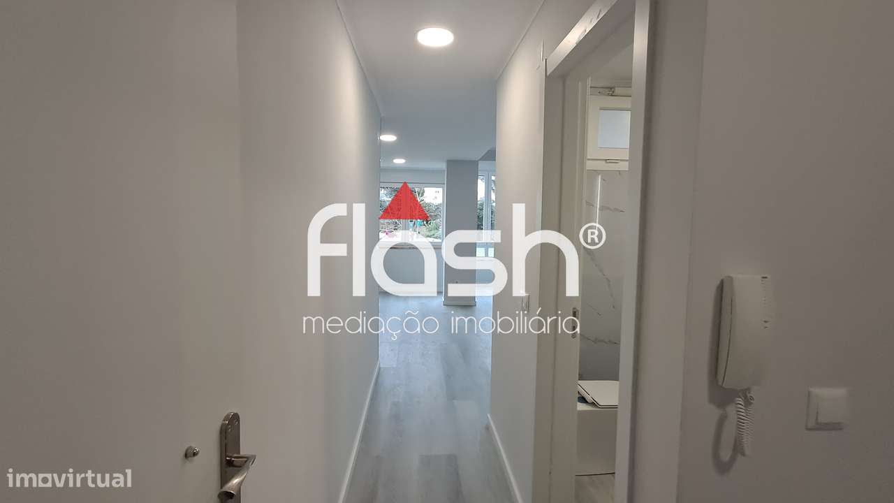 T2 Remodelado com elevador e arrecadação na Figueirinha-Oeiras-7