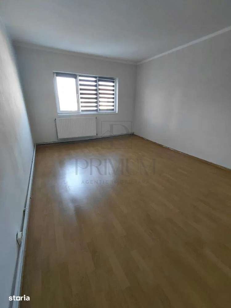 Soarelui- 2 camere, decomandat, centrala termica, vedere pe 2 parti - Imagine principală: 5/6