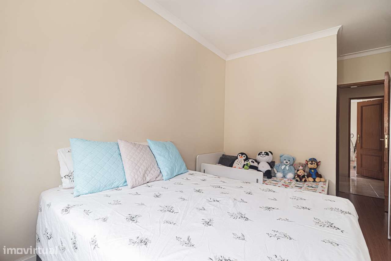 Apartamento num Primeiro Andar na Quinta do Conde-14