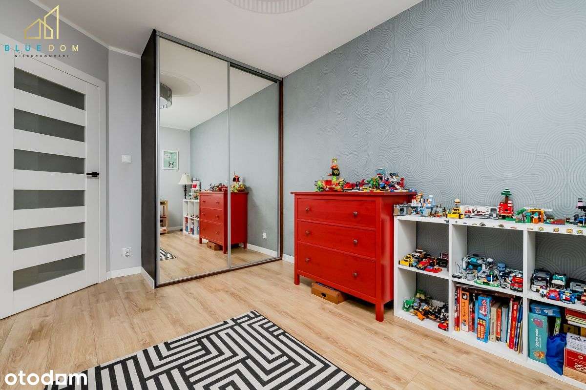 Duży taras. Dodatkowo miejsce postojowe.-9