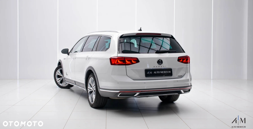 Volkswagen Passat Variant 2.0 TDI SCR DSG 4Motion Alltrack - 7