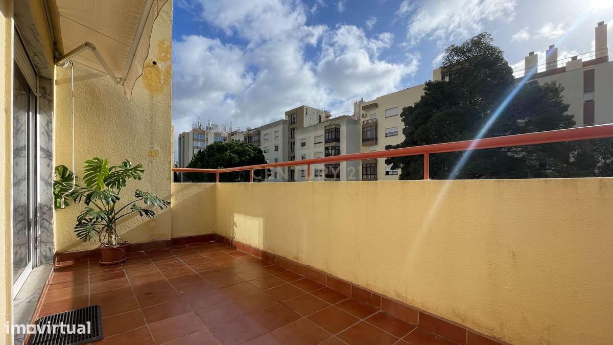 Apartamento T3 Duplex - Telheiras - 5 min Metro-17