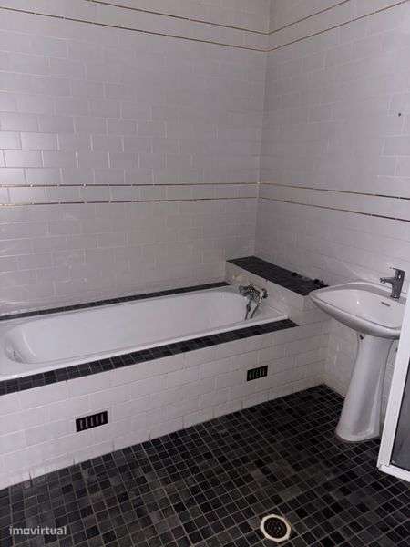 Casa Térrea T3 c/garagem - Grande imagem: 5/12