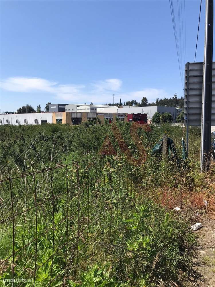 Terreno para construção com 2.374 m2 em Revinhade, Felgueiras - Grande imagem: 4/17