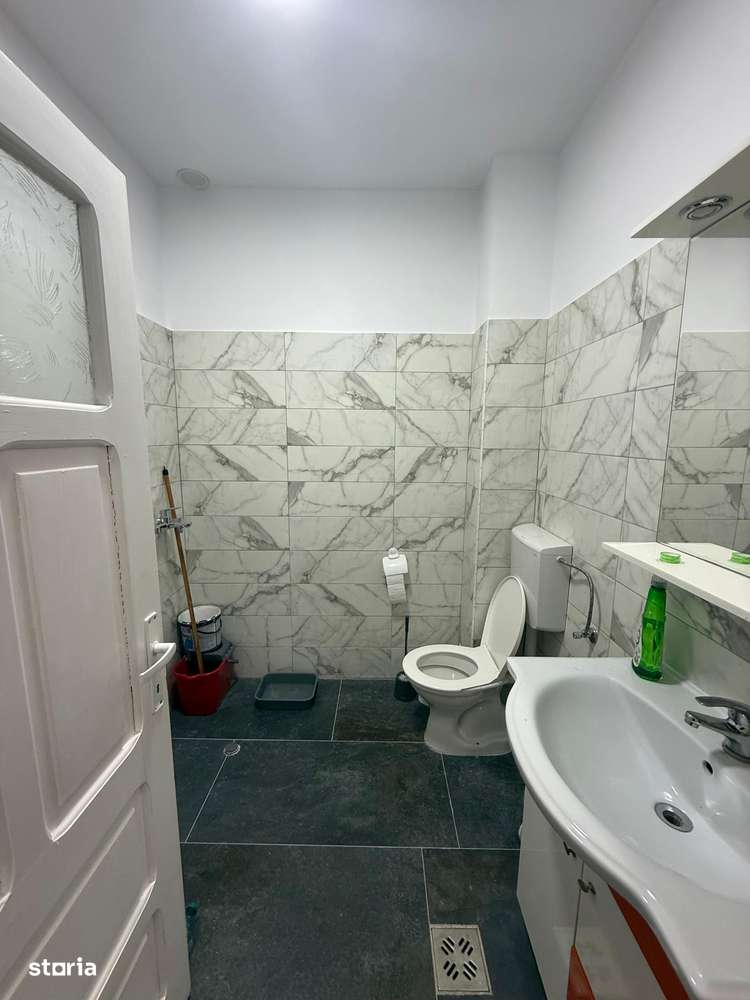 Garsonieră la casă în centru-7