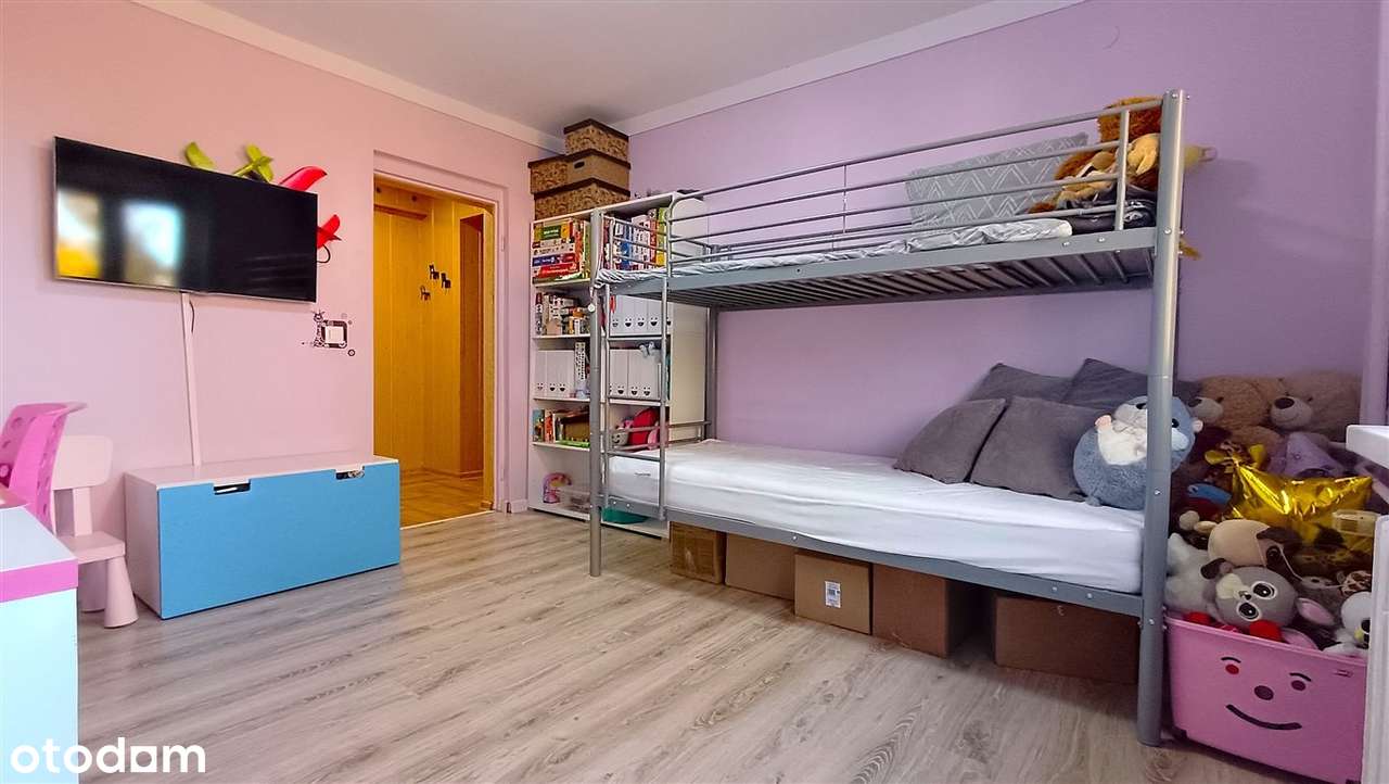 Duże dwupokojowe mieszkanie w ustronnym miejscu!-8