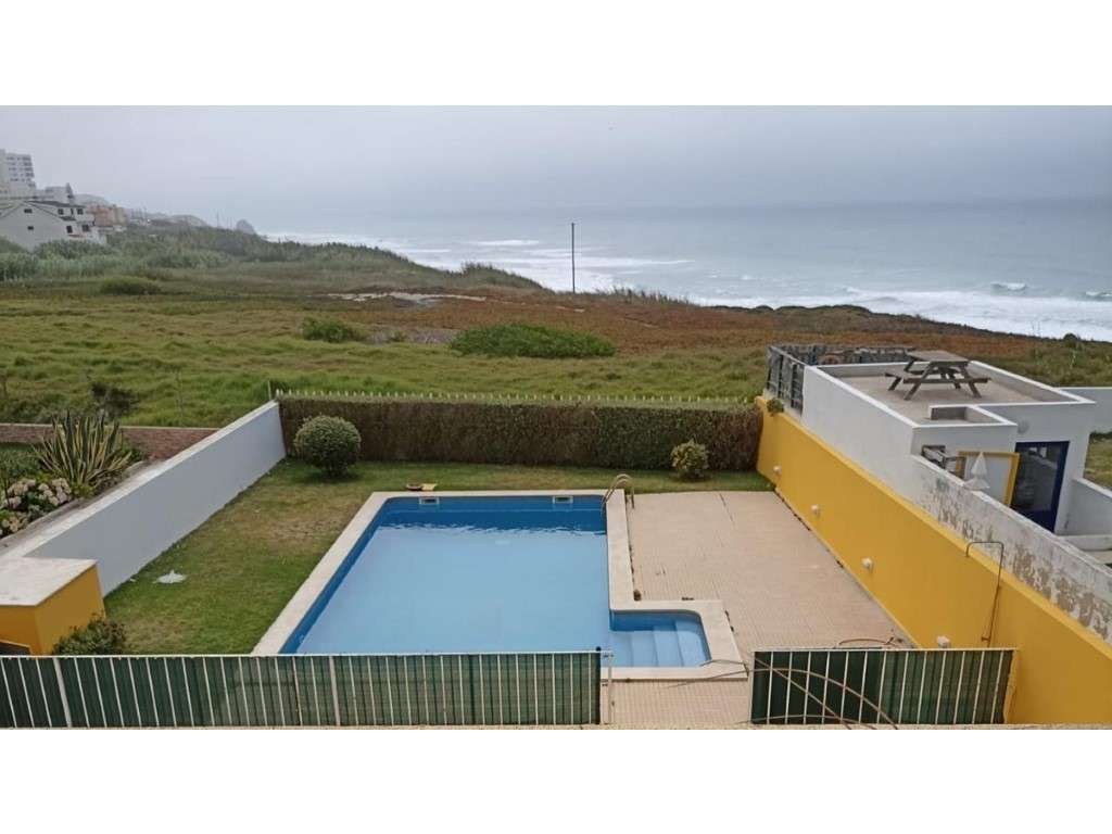 Moradia exclusiva com vista mar deslumbrante, piscina e localização...-46