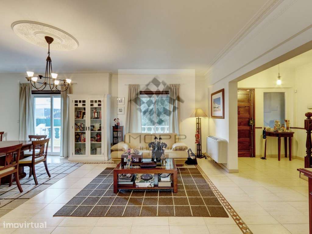 Moradia de Excelência na Amadora - Exclusividade, Conforto e Locali...-10