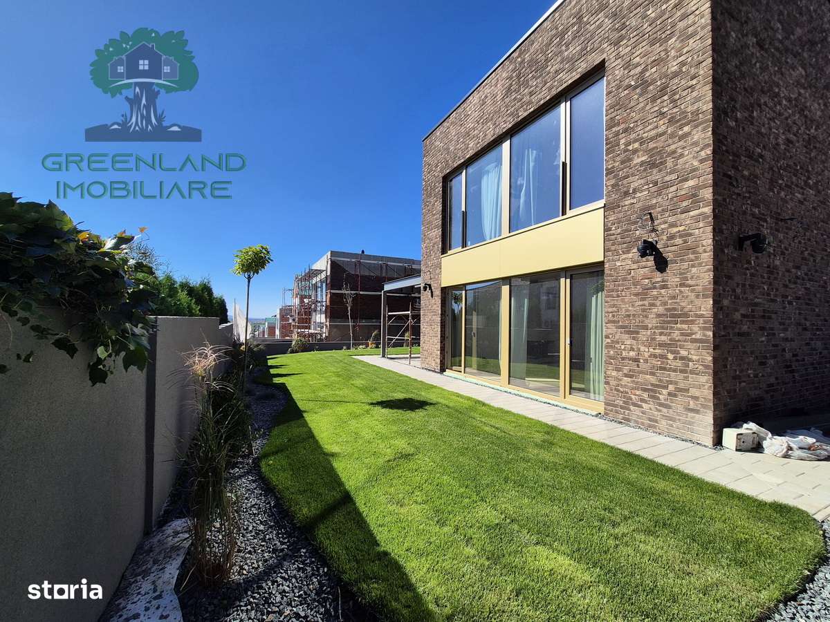 VILA LUX 5 camere, 3 bai, 200mp, teren 500mp, Platou GALATA - Imagine principală: 2/20