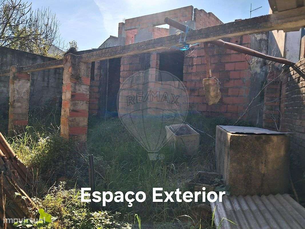 Moradia T2 para venda-10