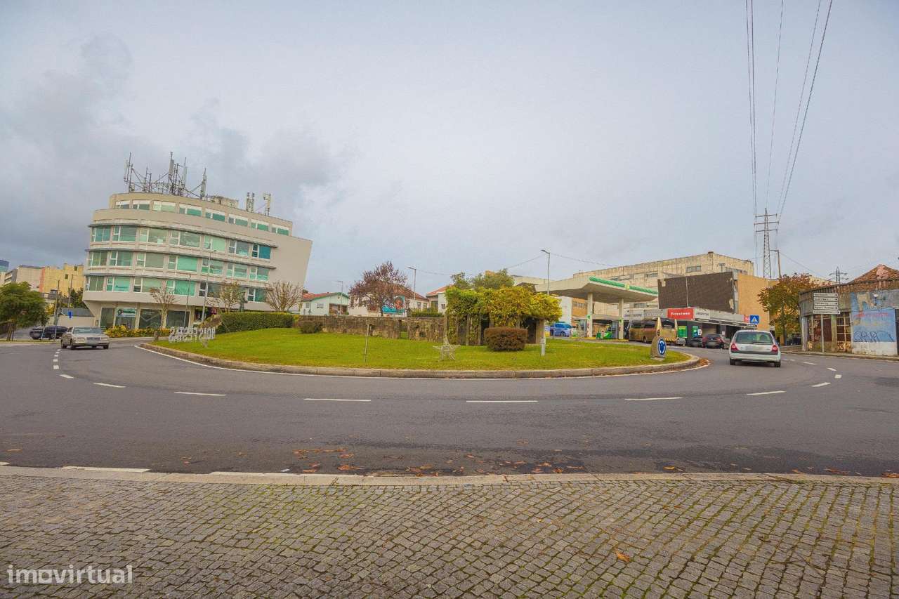 Apartamento Duplex Remodelado – Rotunda do Lavrador, Maia-43