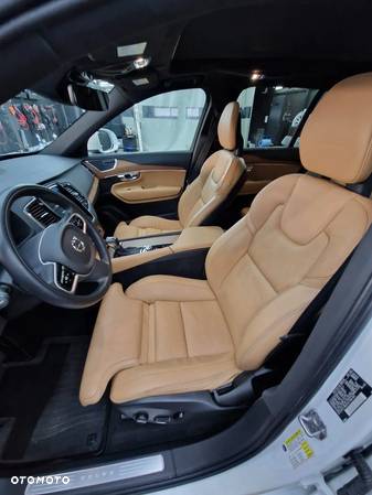 Volvo XC 90 - 15