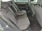 Volkswagen Passat 2.0 TDI EVO Business DSG - 9