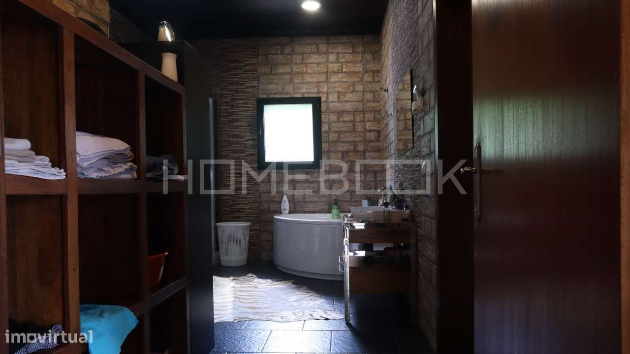 Moradia T3 em Pedra com Vista Mar | 2.800 m² de Terreno-36