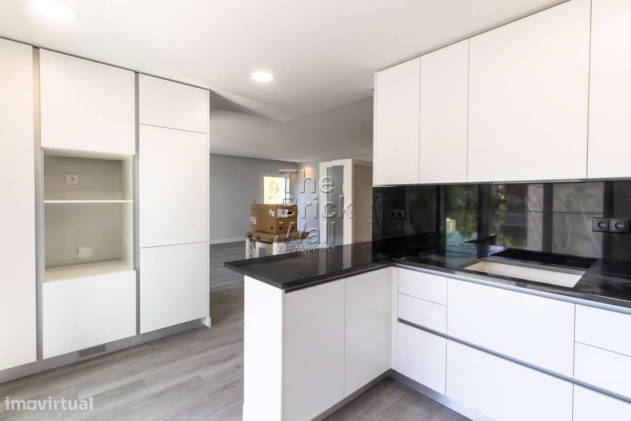 Apartamento T3 novo com  garagem para 2 carros no Sobralinho - Grande imagem: 4/26