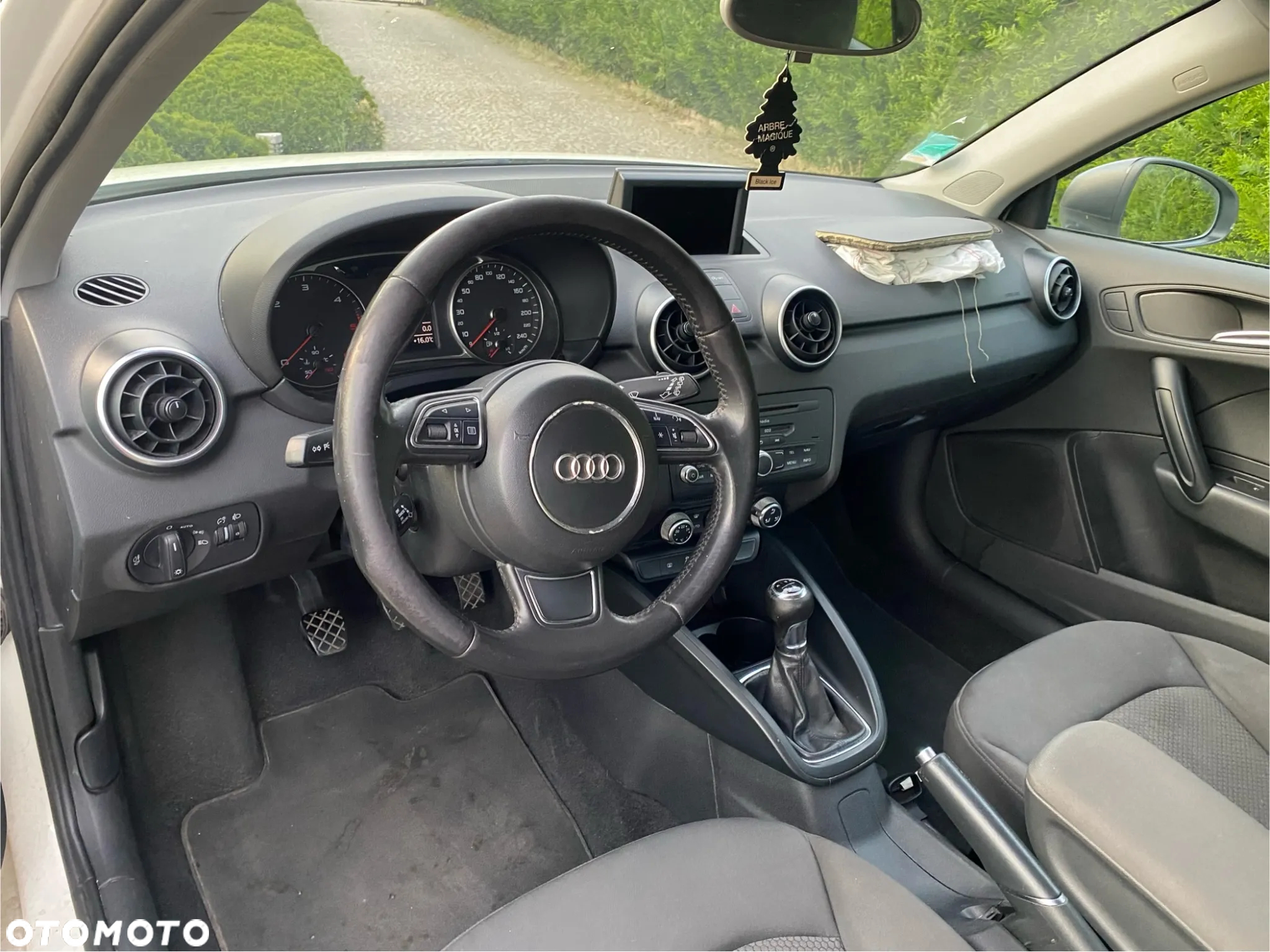 Audi A1 1.6 TDI Attraction - 5