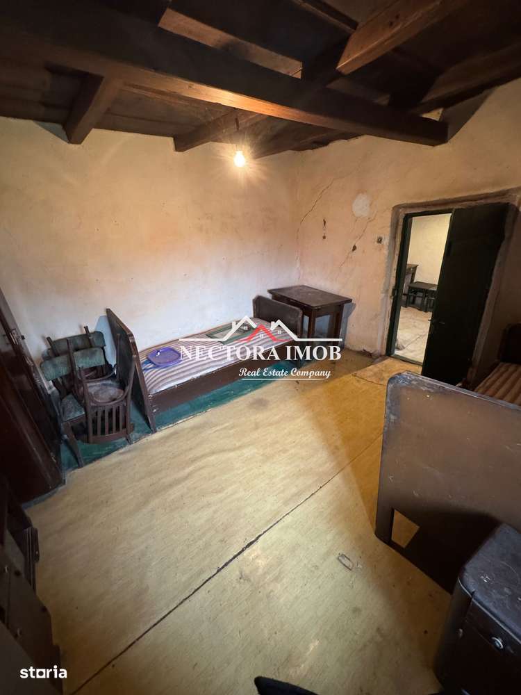 Casa 2 camere 70 mp, in CETARIU cu 2117 mp teren, la 15 km de Oradea - Imagine principală: 4/10