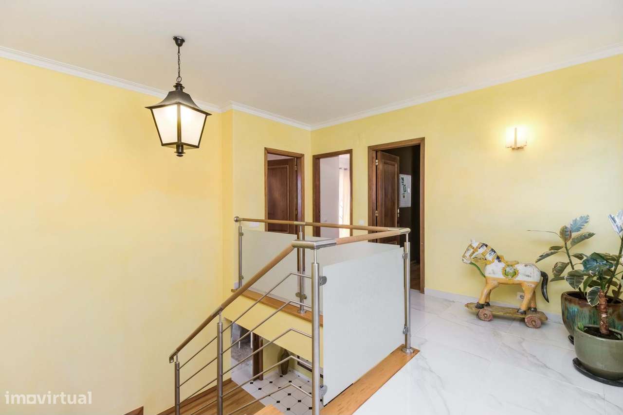 Moradia T6 com Piscina aquecida, Court de Ténis e Jardim na Lourinhã –-18