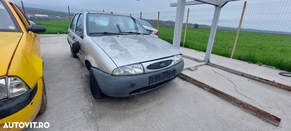 Dezmembrari Ford Fiesta 1.3 benzina An 1996 - 1