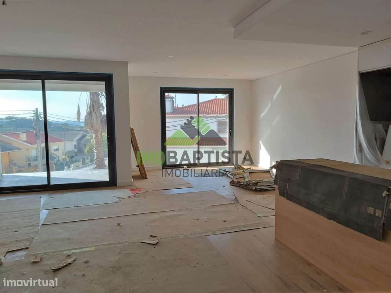 Moradia NOVA V4 no centro de Canedo-14