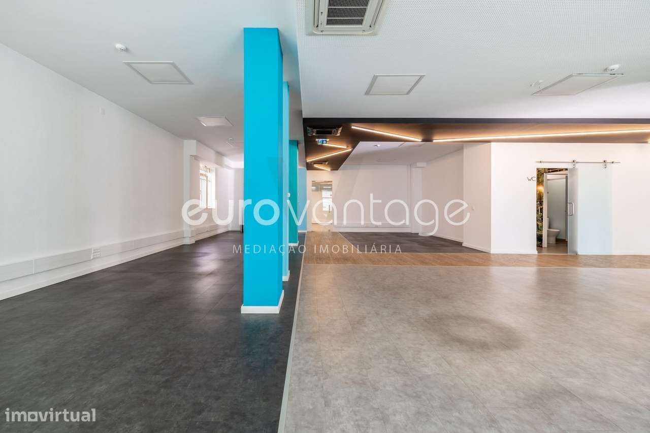 Espaço Comercial / Armazém com 700 m² a 5 minutos de Leiria - Grande imagem: 5/46