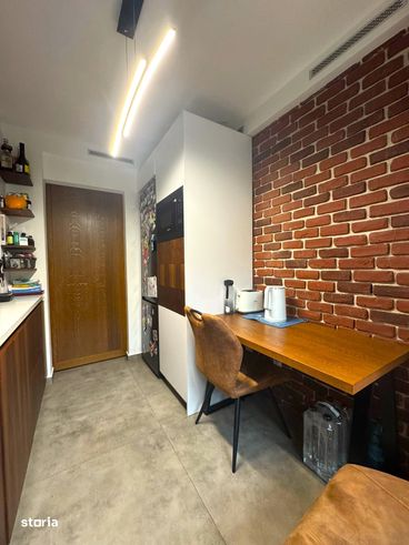 Apartament  cu 3 camere, mobilat utilat modern-3