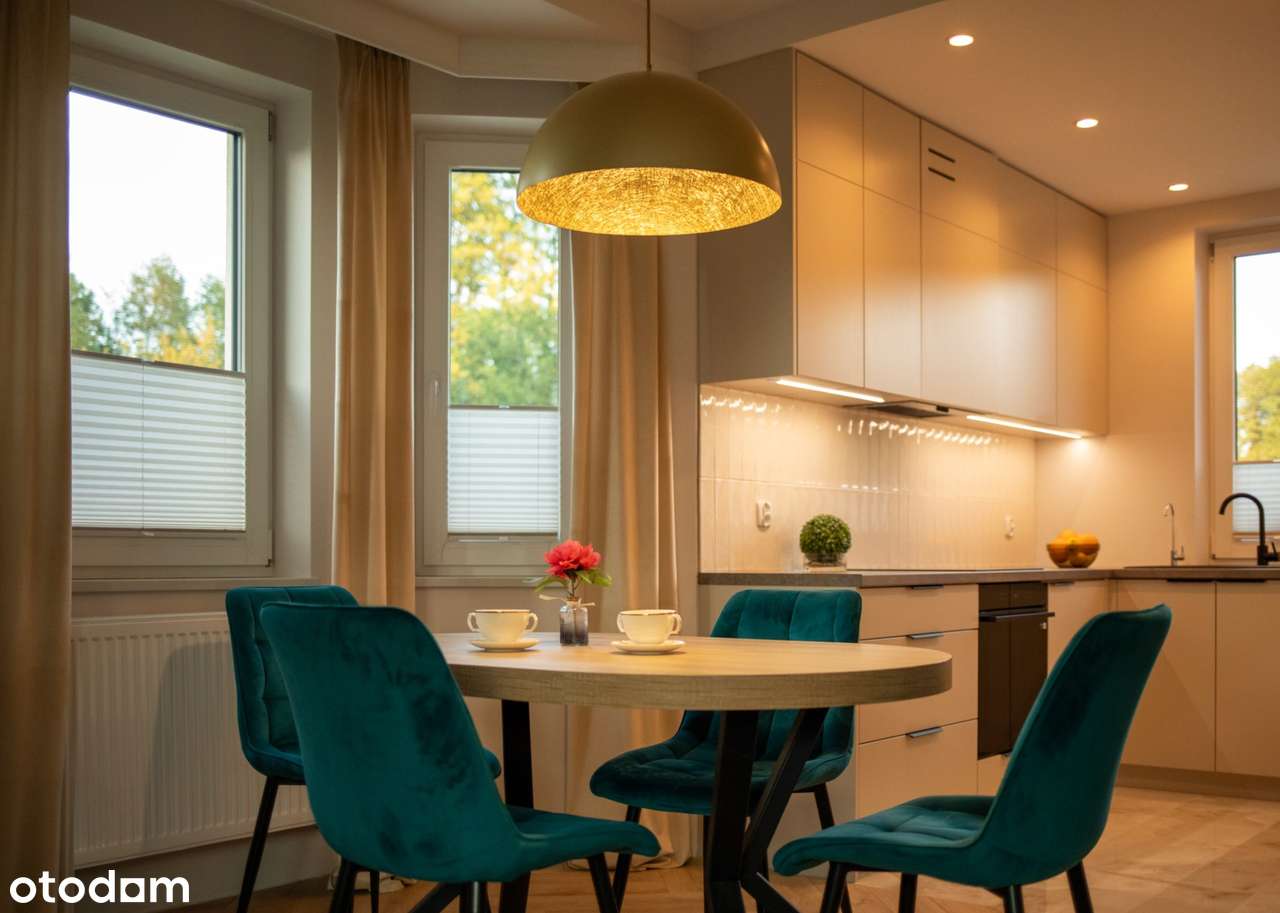 Wyjątkowy dom w Nowodworcach - bliźniak z 2023 roku-3