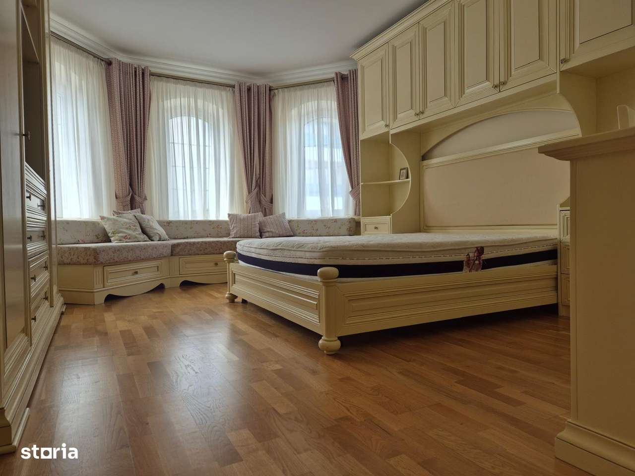 Vila Tip Duplex, 8 Camere, Teren 1100 Mp, Finisajele de Lux-11