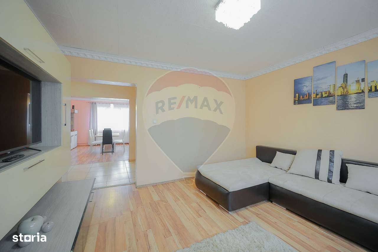 Casă familie mare Episcopia, 6 camere, garaj, curte 500 mp, de vânzare-13