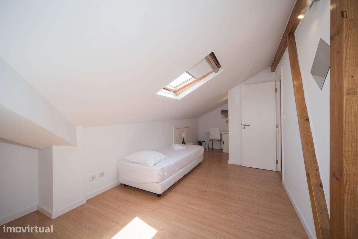 Quarto - localizado em Sete Rios Lisbon - Grande imagem: 4/10