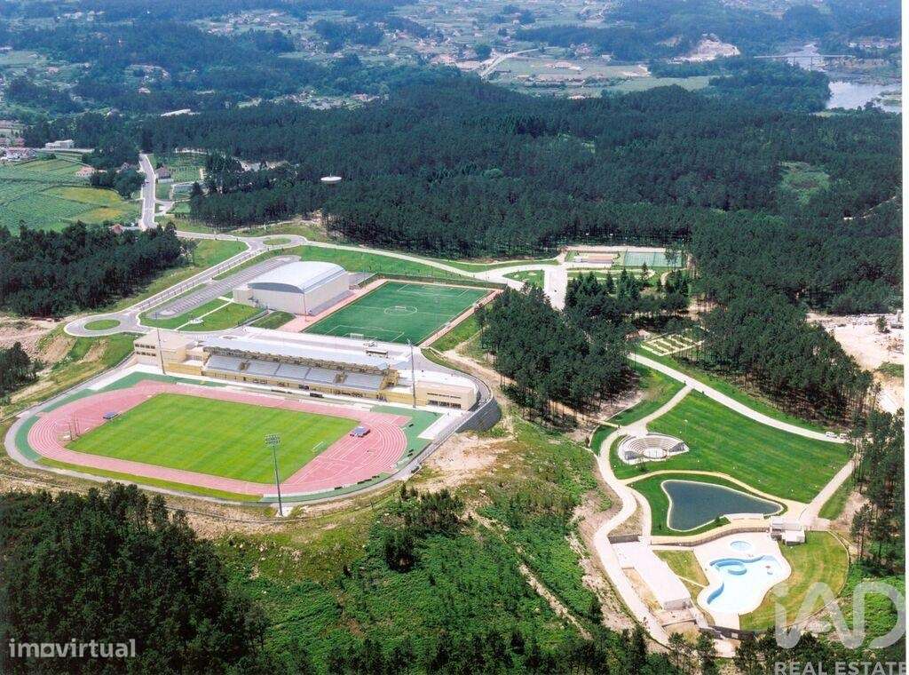 Terreno em Vila e Roussas de 1866,00 m2 - Grande imagem: 5/6