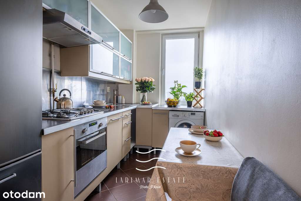 Sprzedam mieszkanie 2 pokoje z balkonem Saska Kępa-1