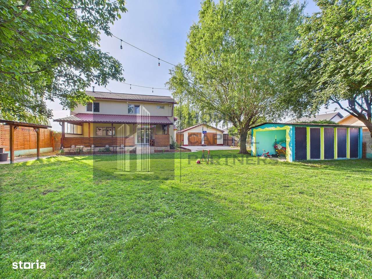 Spatiu de joaca pentru copii  / Domnesti  /  Curte 1.000 mp - Imagine principală: 5/19