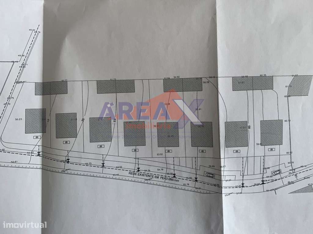 Lotes de terreno, para construção de moradias isoladas. Áreas entre... - Grande imagem: 5/5