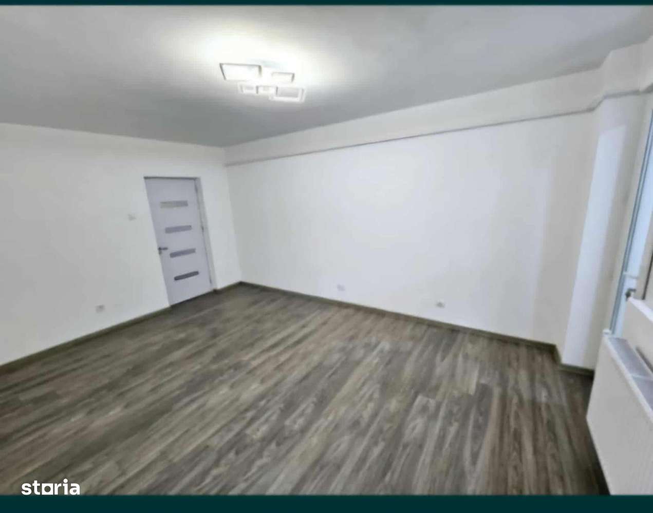 Vand 1 camera tiglina 2 parter pret 49.500 euro-0