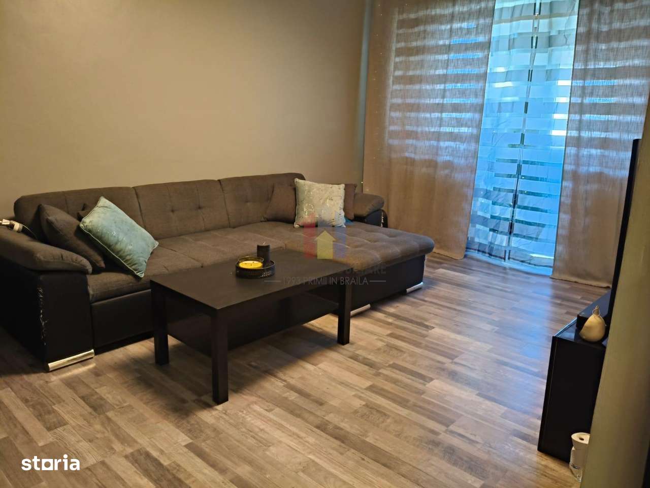 Apartament 4 camere, confort 1 decomandat, Viziru 3 - Imagine principală: 2/13