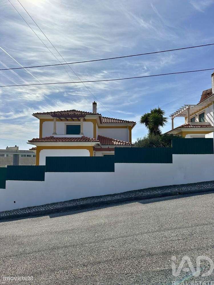 Moradia geminada T4 em Foz do Arelho de 318,4 m2 - Grande imagem: 4/38